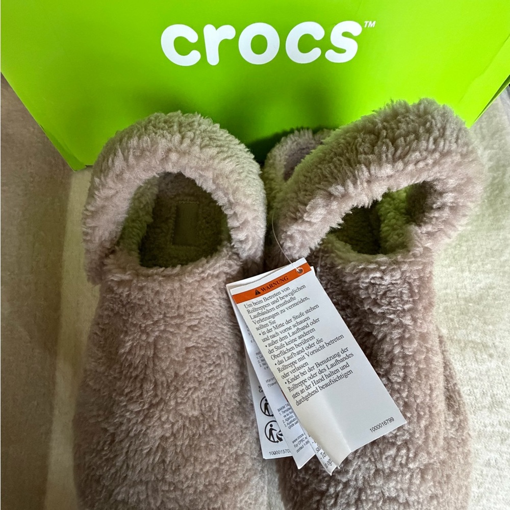 CROCS Plush Slippers in Beige(mushroom) NWT (box)